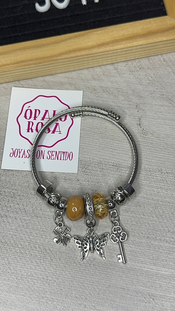 Pulsera Pandora mariposa beige ✨ 