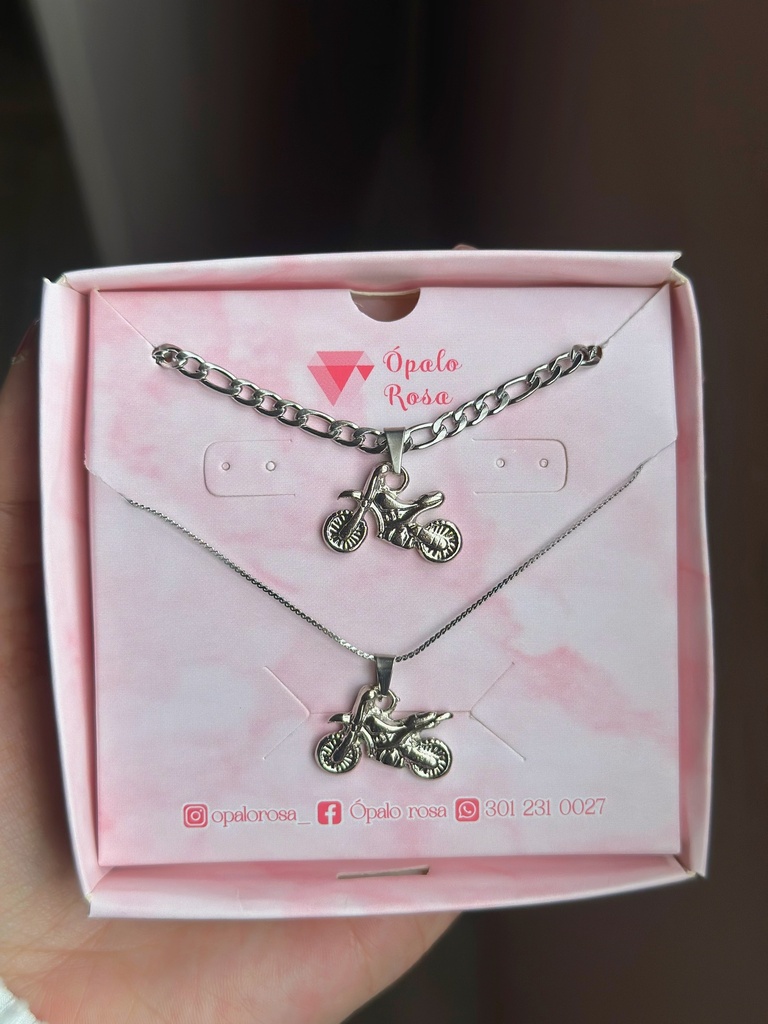 Cadenas pareja Hot Wheels