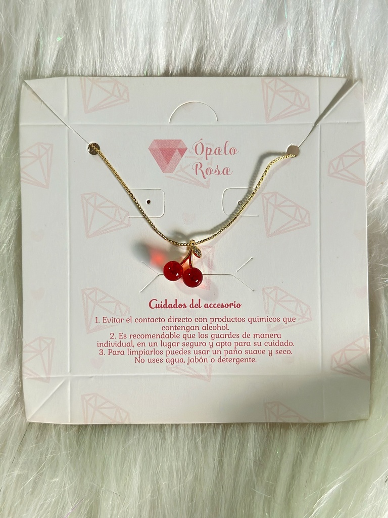 Cadena cereza traslúcida